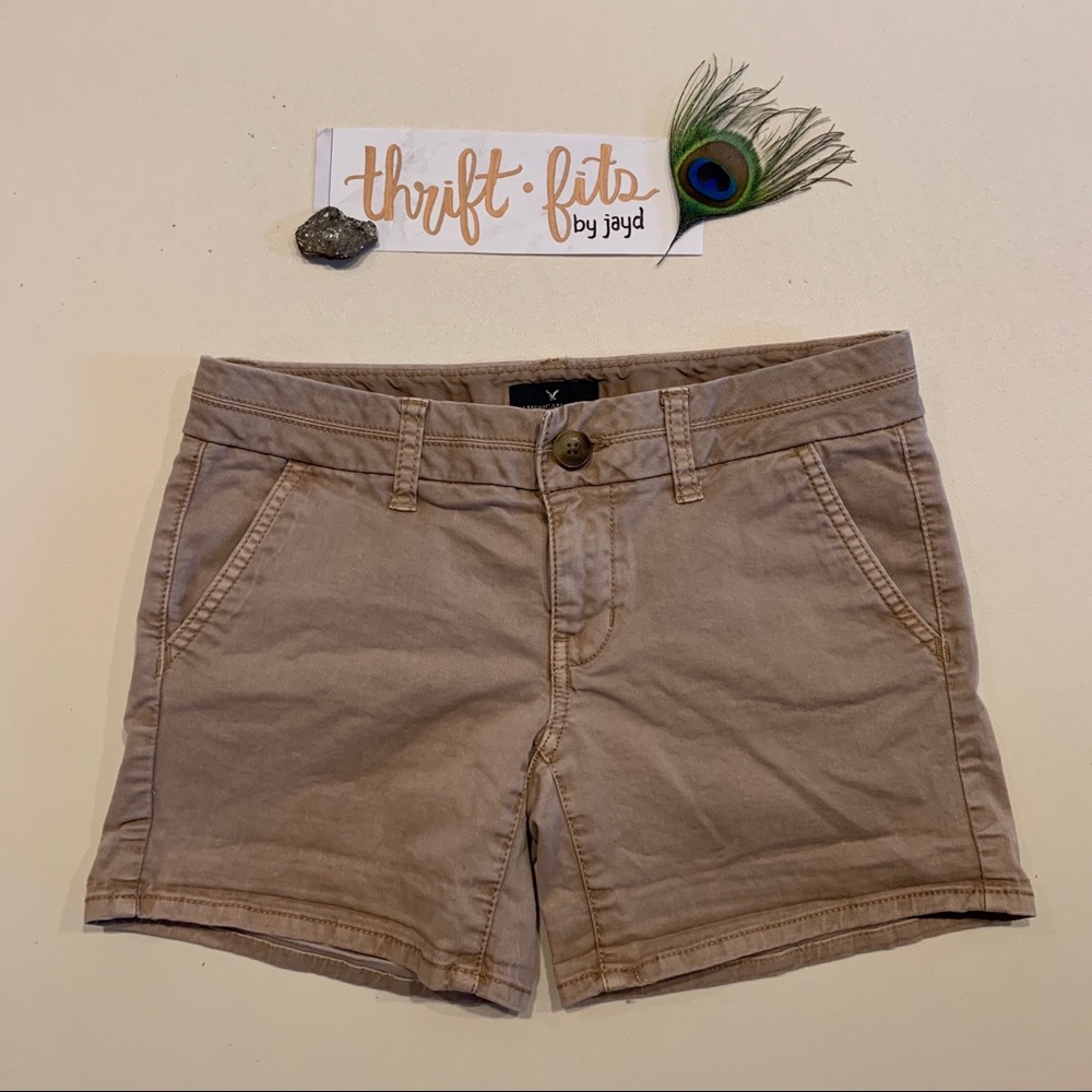 American Eagle khaki shorts